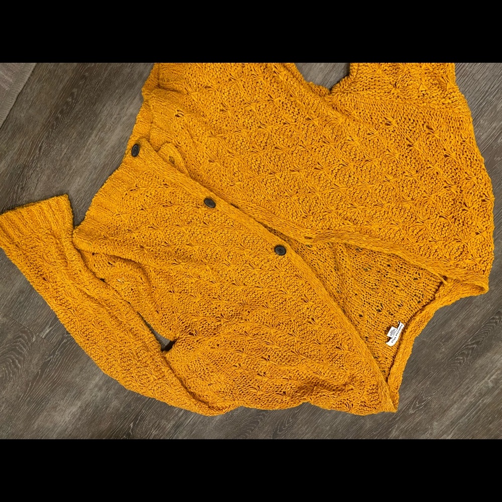 American Eagle Yellow Cardigan